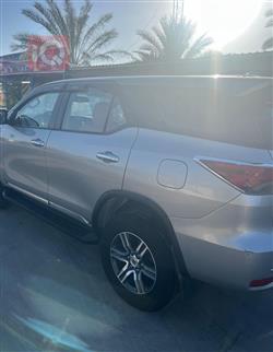 تۆیۆتا فۆرچێنەر